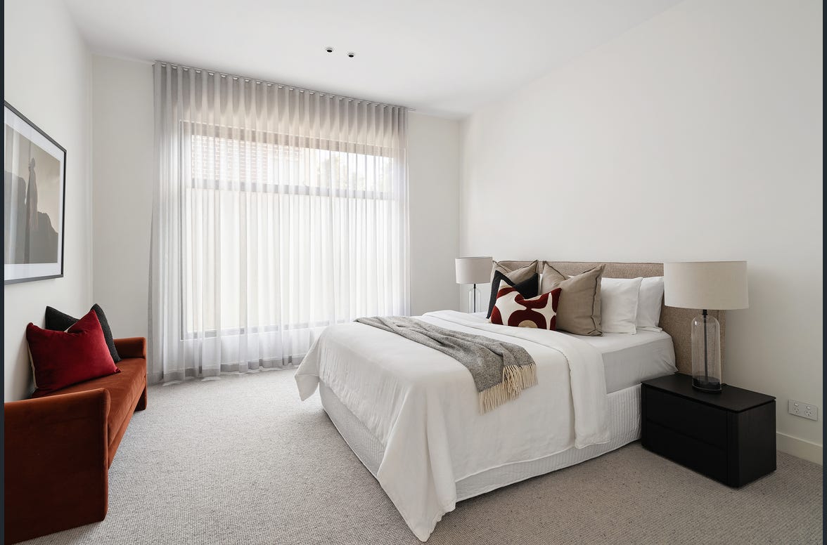 Guest bedroom