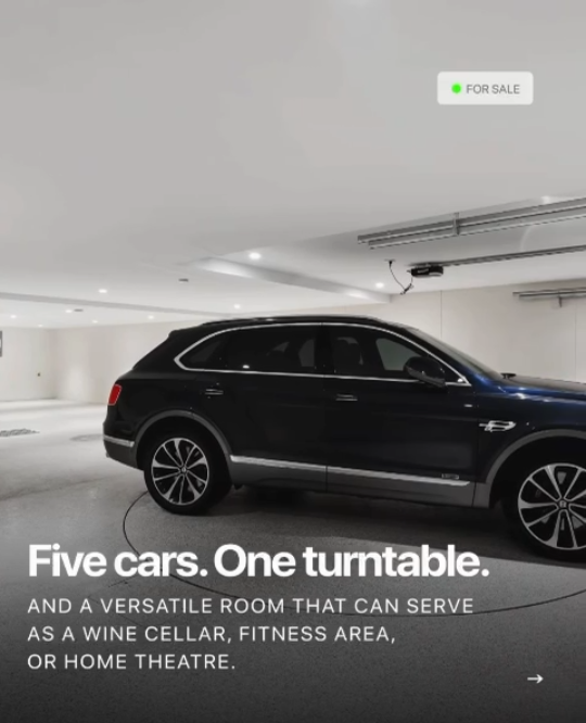 Garage and turntable